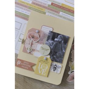 Die cuts Florilèges Design FARANDOLE par Florilèges Design. Scrapbooking et loisirs créatifs. Livraison rapide et cadeau dans...
